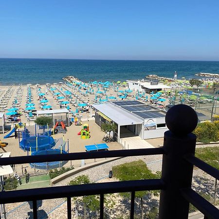 מיסאנו אדריאטיקו Residence Roxy מראה חיצוני תמונה