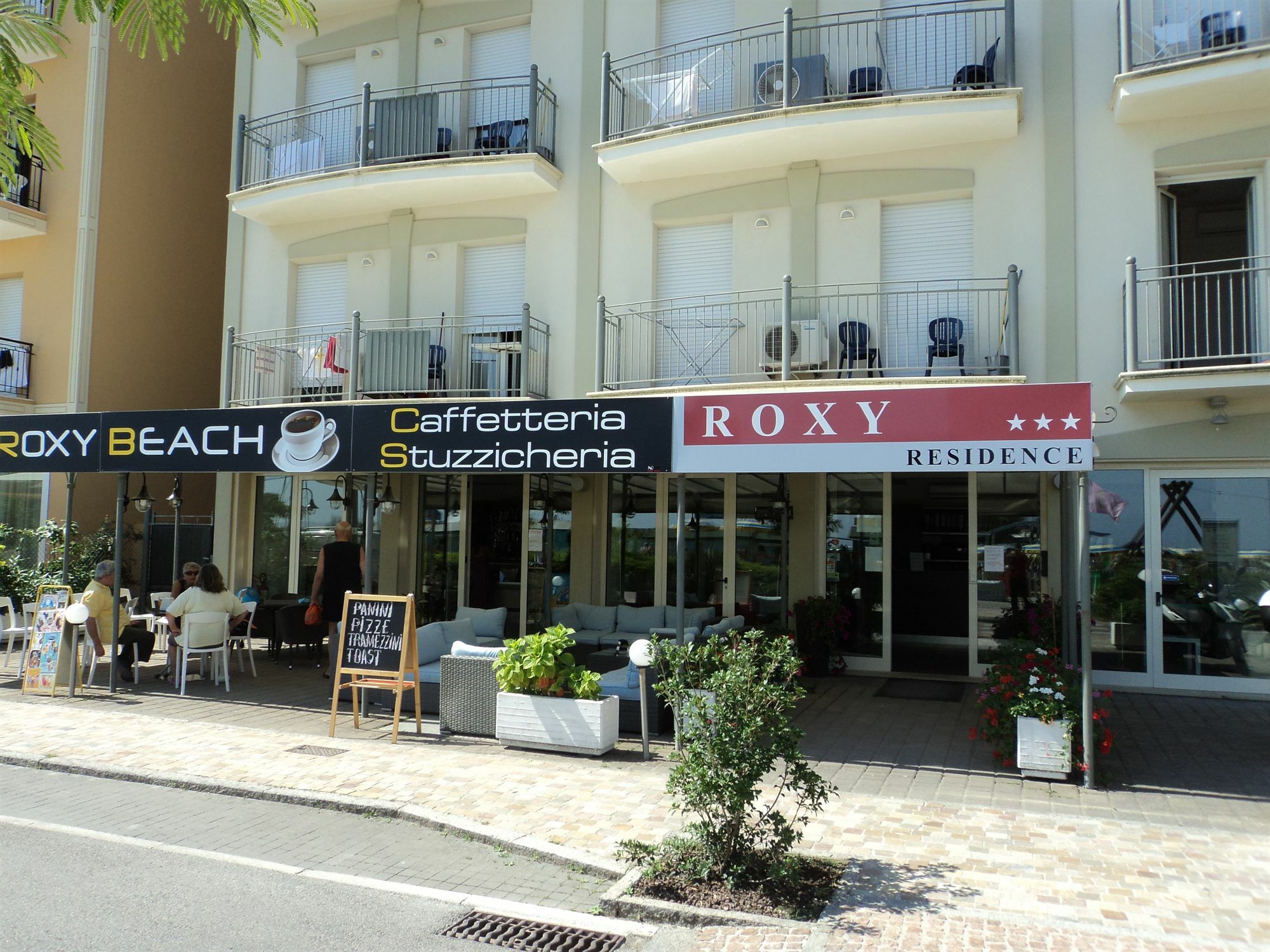 מיסאנו אדריאטיקו Residence Roxy מראה חיצוני תמונה