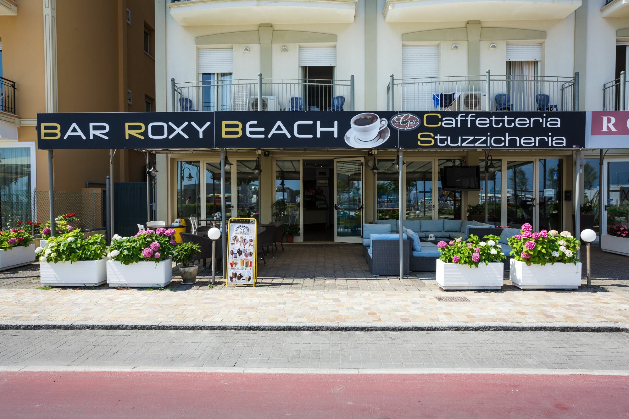מיסאנו אדריאטיקו Residence Roxy מראה חיצוני תמונה